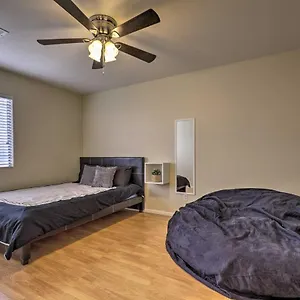 https://luxe-vegas-digs-hot-tub-bbq-cabana-more.las-vegashotels.net